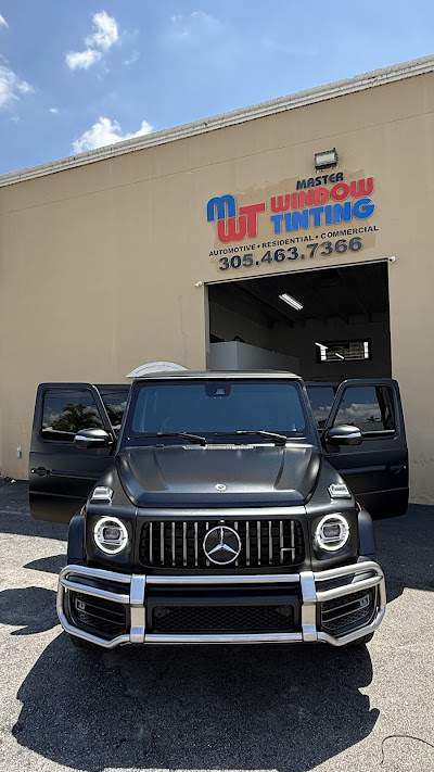 Instalación de Vinilos para Autos en Doral